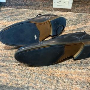 Men’s dress shoes